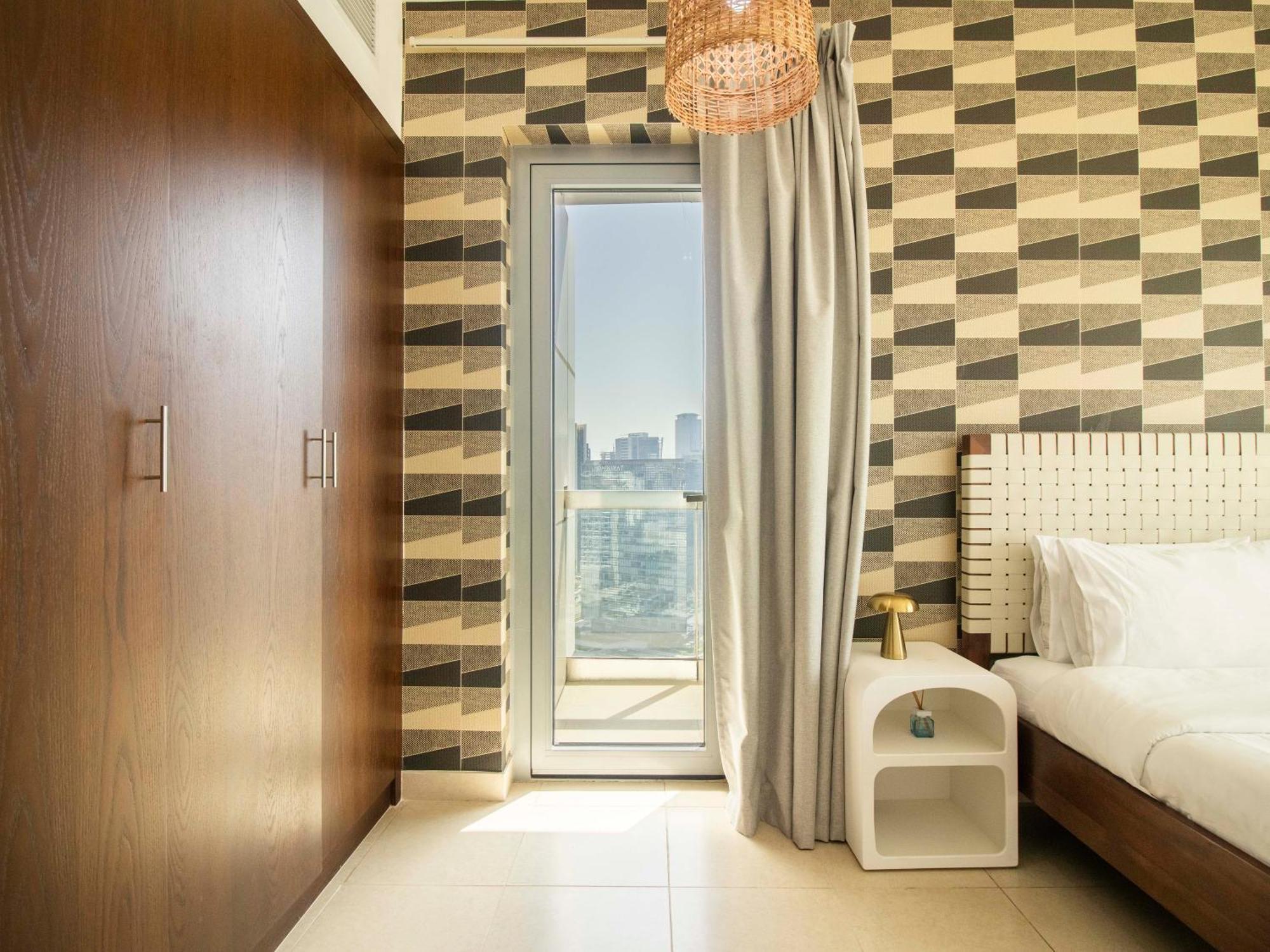 Апартаменты Downtown Chic Easy Walk To Mall & Fountain